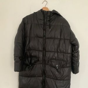 MONKI Super Warm Long Oversized PUFFER with Pockets size SMALL  VEGAN FILL